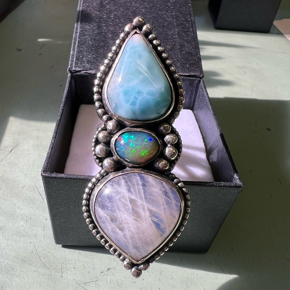💎🔷⚪️ Elegant Opal, Moonstone, Larimar Ring